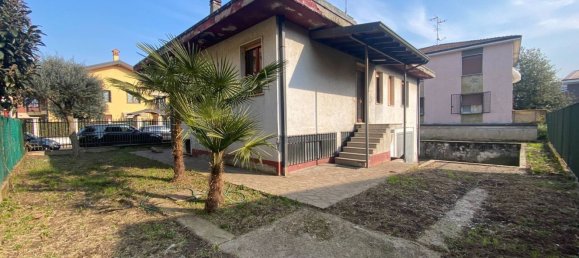 5 rooms House in Pioltello, Italy No. 51406 5