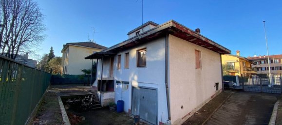 5 rooms House in Pioltello, Italy No. 51406 45
