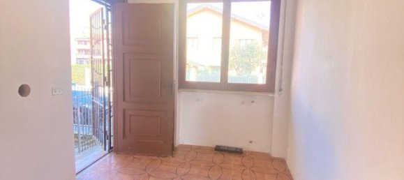 5 rooms House in Pioltello, Italy No. 51406 24