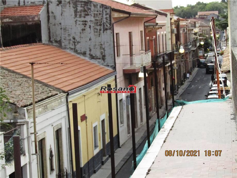 5-salle Bâtiment à San Pietro Clarenza, Italy No. 139932