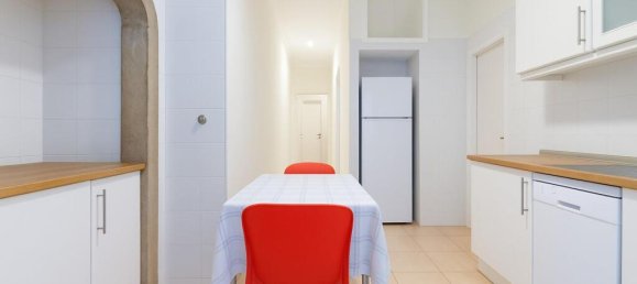 4 Schlafzimmer Wohnung in Lisbon, Portugal, Nr. 305254 3