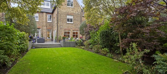 7 bedrooms House in Ealing, United Kingdom No. 14095 3