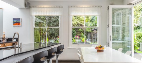 7 bedrooms House in Ealing, United Kingdom No. 14095 14