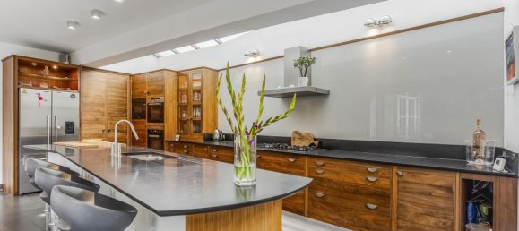 7 bedrooms House in Ealing, United Kingdom No. 14095 18