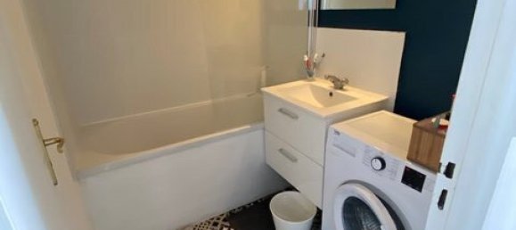 Квартира с 3 спальнями в Амьен, Франция № 213385 3