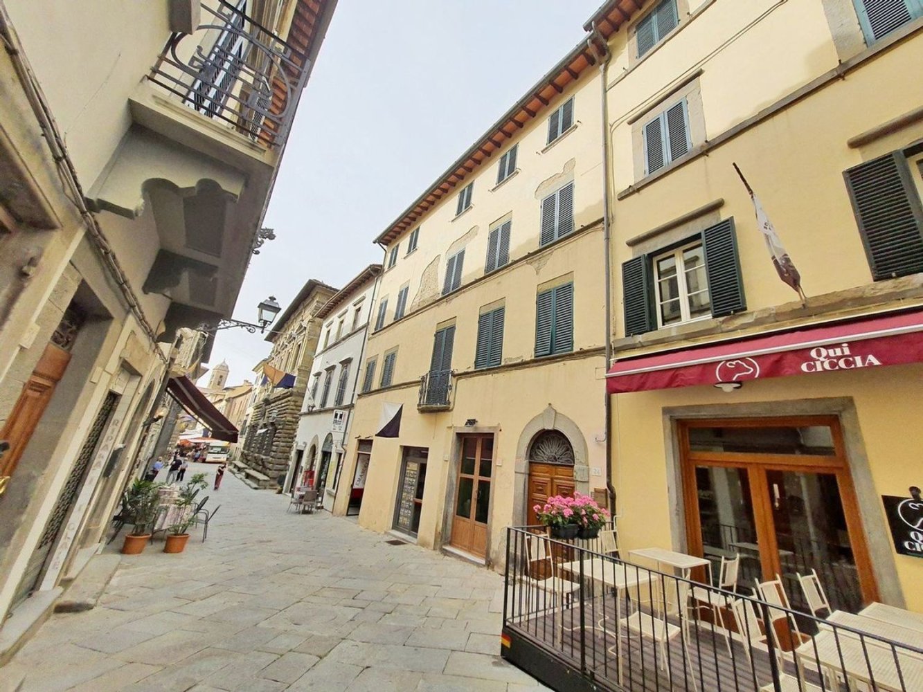 Apartamento de 8 divisões em Monte San Savino, Italy N.º 176287