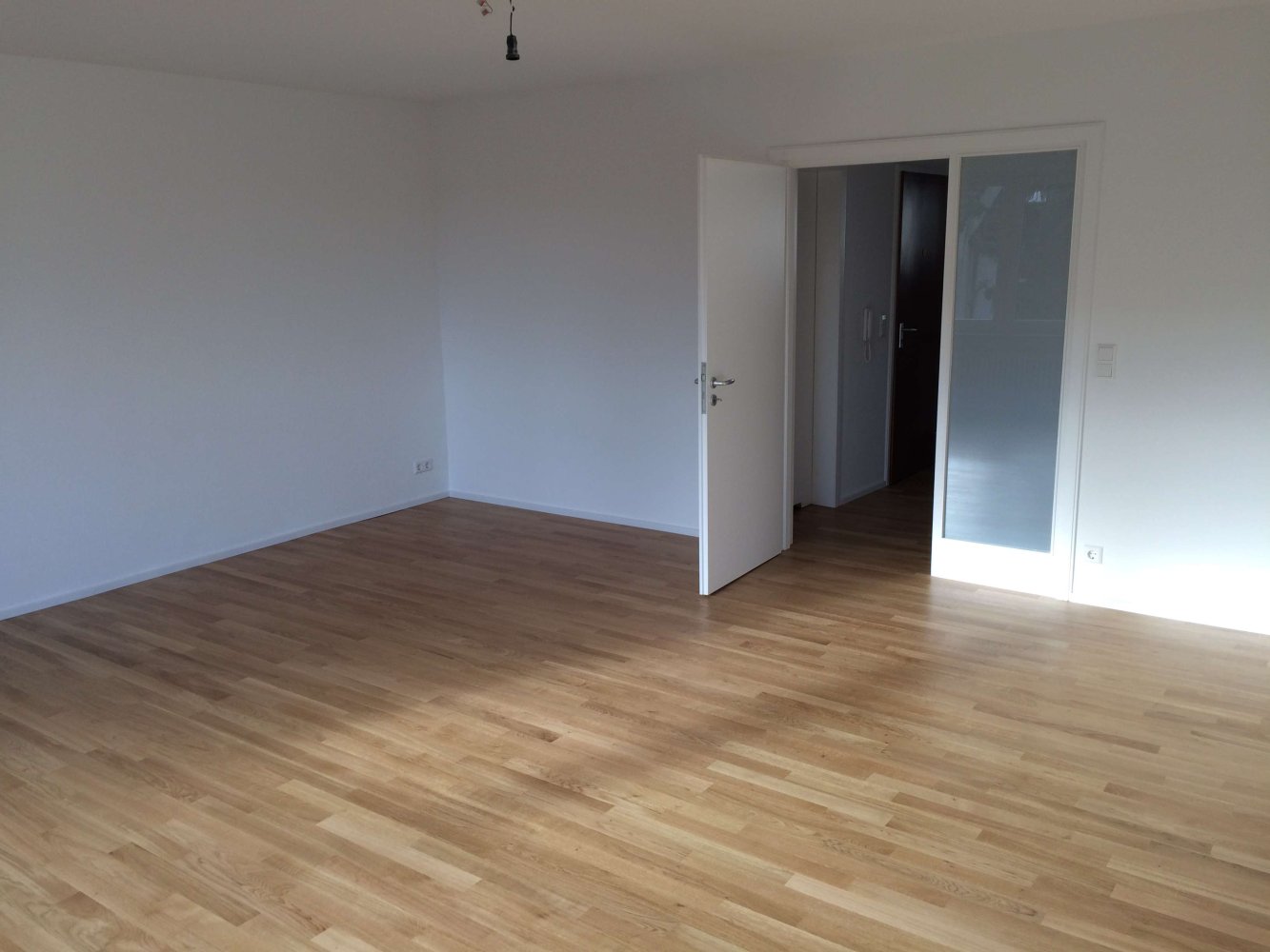 3 bedrooms Apartment in Stuttgart, Germany No. 286371