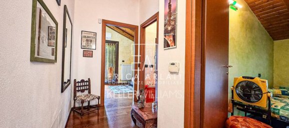 2 bedrooms House in Faloppio, Italy No. 355083 14