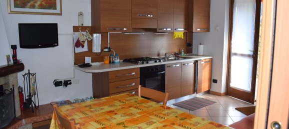 Квартира с 3 комнатами в Серина, Италия № 133092 6