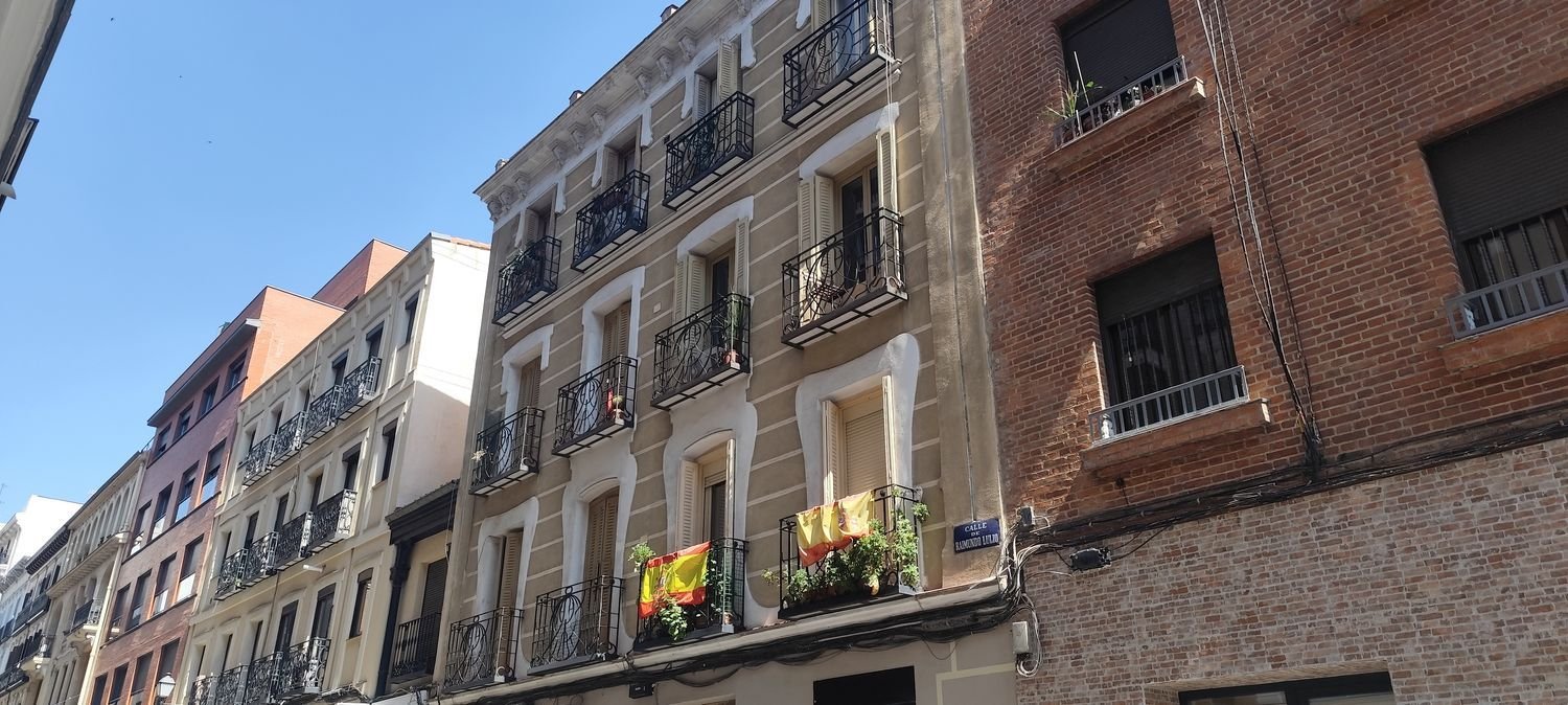 Apartamento de 2 dormitorios en Madrid, Spain No. 250905