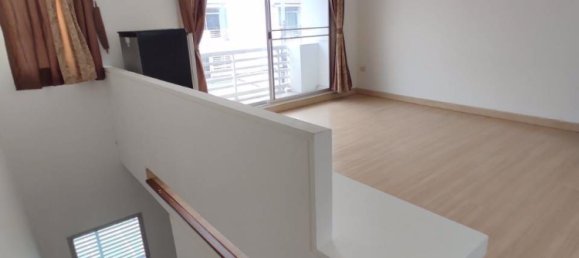 3 bedrooms House in Bang Kapi, Thailand No. 4562 20