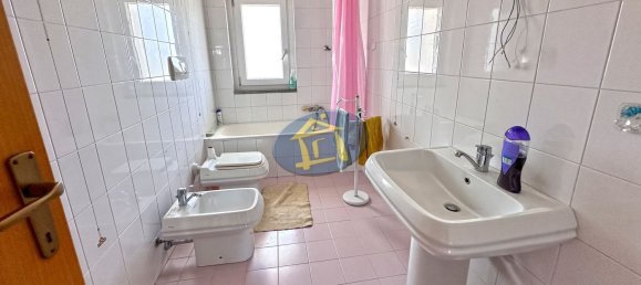 Apartamento de 5 divisões em Noci, Italy N.º 90057 32