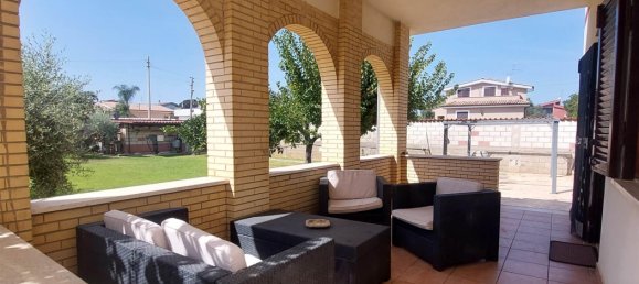 Вилла с 6 спальнями в Неттуно, Италия № 329062 4