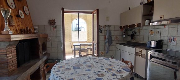 Вилла с 6 спальнями в Неттуно, Италия № 329062 15