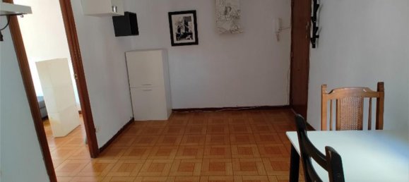 2 bedrooms Apartment in L'Hospitalet de Llobregat, Spain No. 138558 2