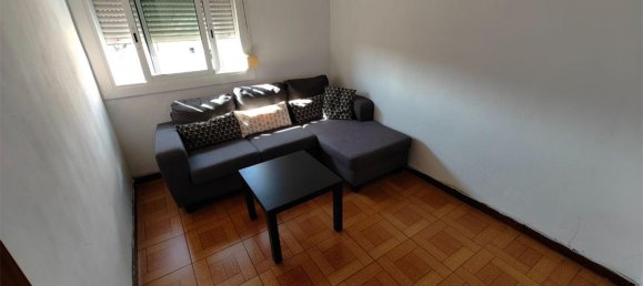 2 bedrooms Apartment in L'Hospitalet de Llobregat, Spain No. 138558 4