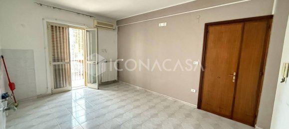 4 rooms House in Bitonto, Italy No. 17890 2