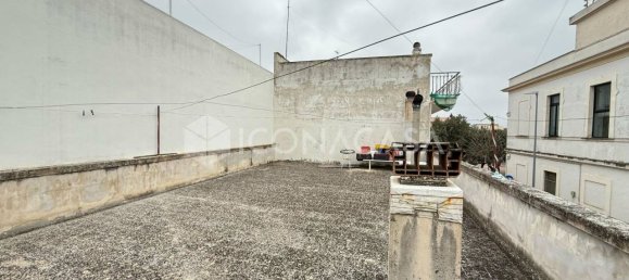 4 rooms House in Bitonto, Italy No. 17890 18
