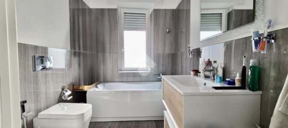 6 Schlafzimmer Haus in Albenga, Italy, Nr. 380177 15