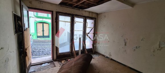 Gebäude in Angra do Heroismo, Portugal 325m², Nr. 174487 5