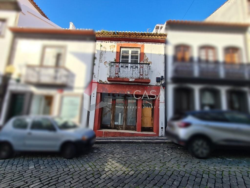 Gebäude in Angra do Heroismo, Portugal 325m², Nr. 174487