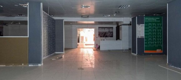 4371m² Warehouse in San Salvatore Telesino, Italy No. 376303 9