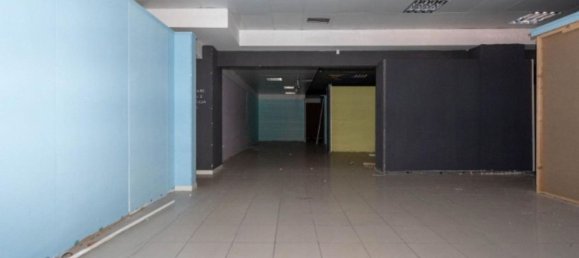 4371m² Warehouse in San Salvatore Telesino, Italy No. 376303 7