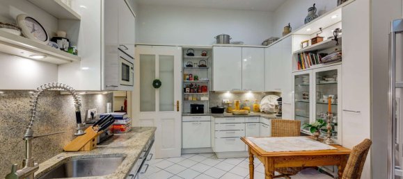 6 غرف نوم شقة في Friedenau, Germany رقم 66215 26