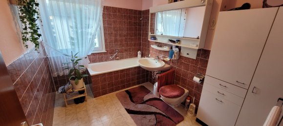 7 rooms House in Russelsheim, Germany No. 357084 6