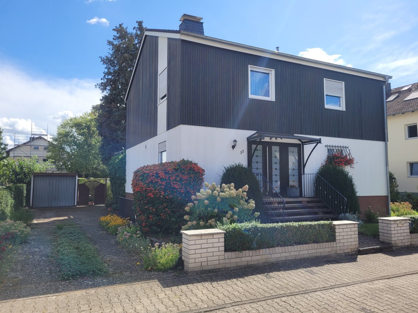 7 rooms House in Russelsheim, Germany No. 357084