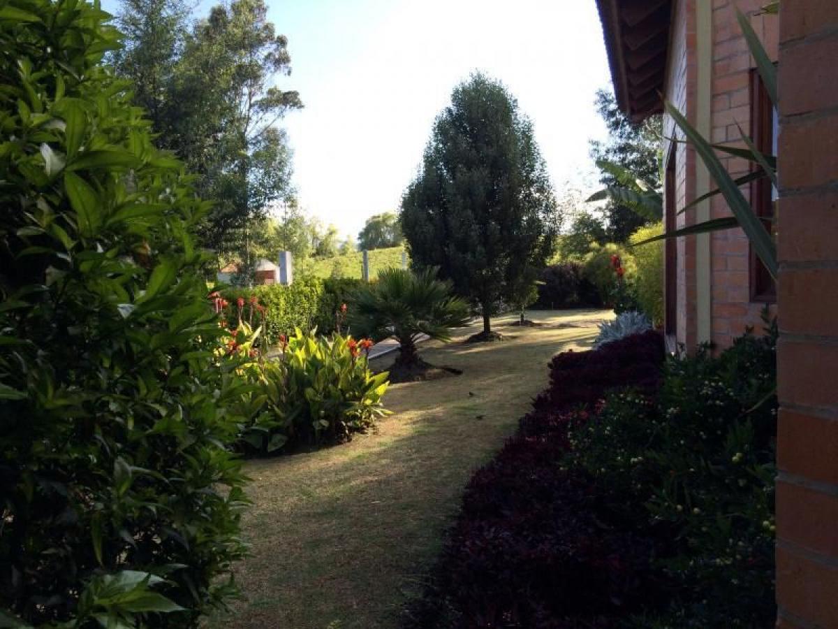 5 bedrooms House in Cundinamarca, Colombia No. 7470