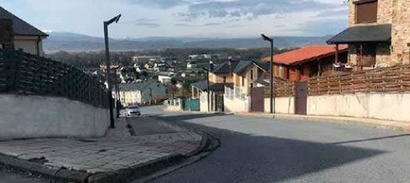 900m² Land in Camponaraya, Spain No. 81378 4