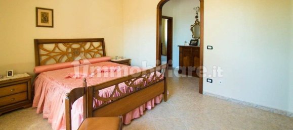 4 bedrooms House in Castro, Italy No. 250997 20