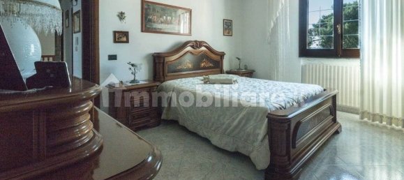 4 bedrooms House in Castro, Italy No. 250997 9