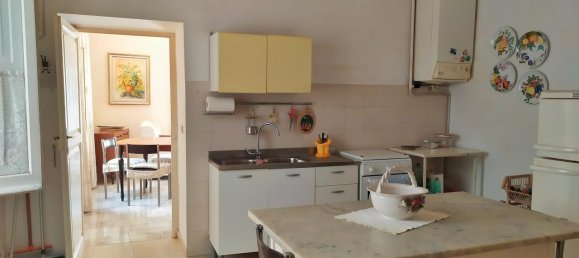 Дом с 10 комнатами в Скафа, Италия № 159342 21