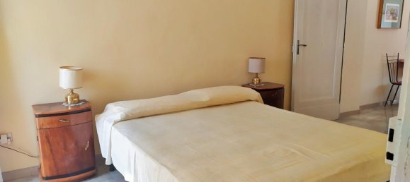 Дом с 10 комнатами в Скафа, Италия № 159342 13