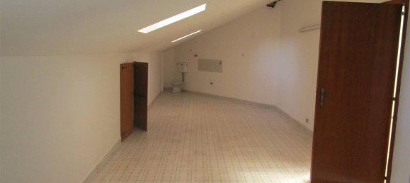 3 Schlafzimmer Wohnung in Ragusa, Italy, Nr. 160457 26