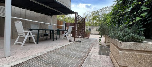 2 rooms Apartment in Trani, Italy No. 161061 2