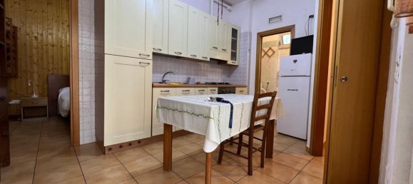 2 rooms Apartment in Trani, Italy No. 161061 10
