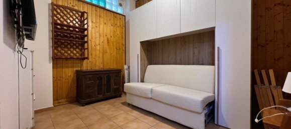 2 rooms Apartment in Trani, Italy No. 161061 14