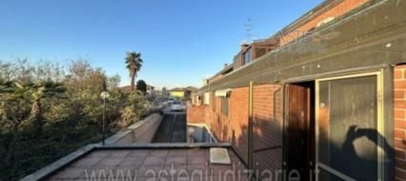 15 rooms Apartment in Asigliano Vercellese, Italy No. 13358 9