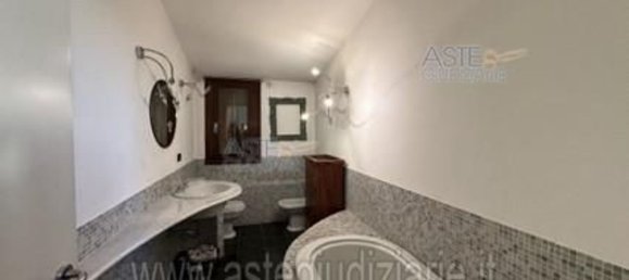 15 rooms Apartment in Asigliano Vercellese, Italy No. 13358 5