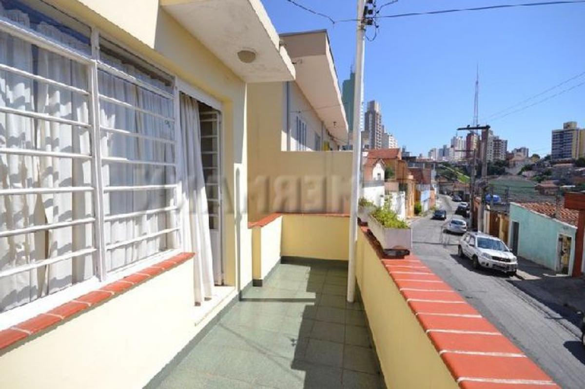 Дом с 4 спальнями в Сан-Паулу, Бразилия № 586087