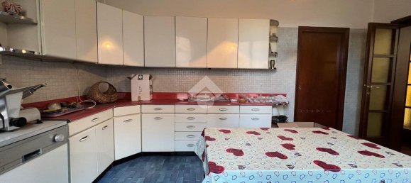 6 rooms Villa in Carugate, Italy No. 89964 10