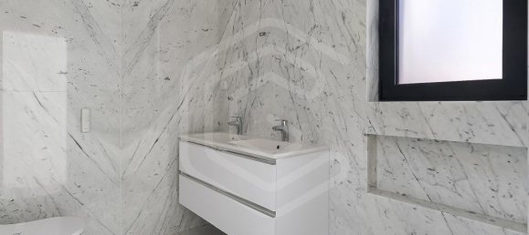 5 bedrooms House in Loule, Portugal No. 110471 3