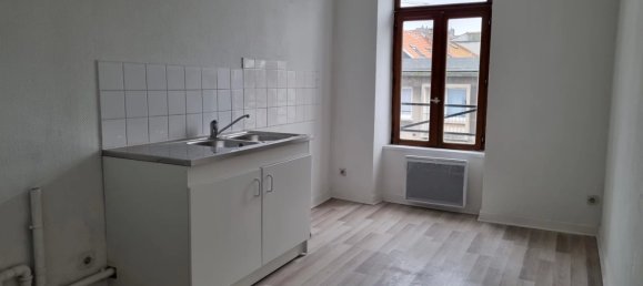 Edifício de 7 divisões em Boulogne-sur-Mer, France N.º 75184 4