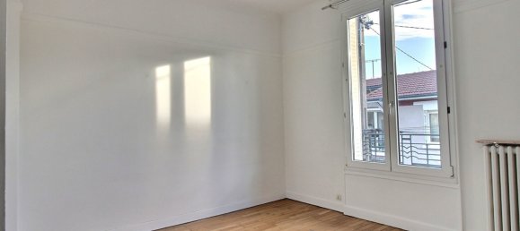 4 bedrooms House in Colombes, France No. 161713 24