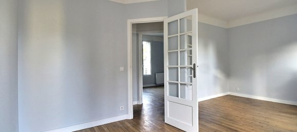 4 bedrooms House in Colombes, France No. 161713 3