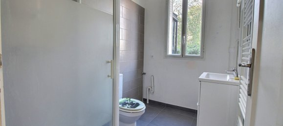 4 bedrooms House in Colombes, France No. 161713 40