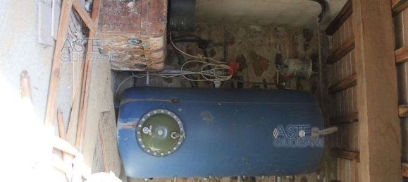 6 rooms Apartment in Pomarance, Italy No. 199526 15